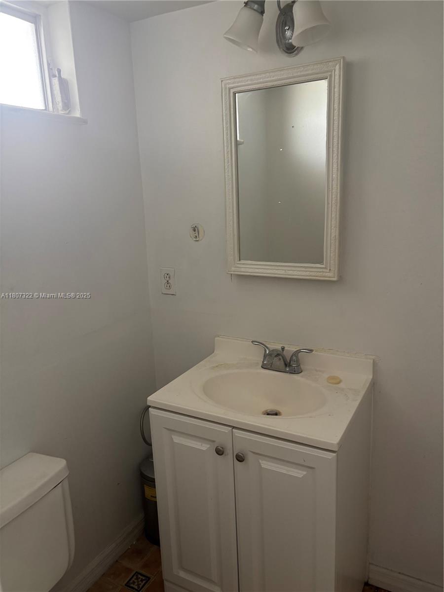 BYRON GARDENS CONDO - Residential