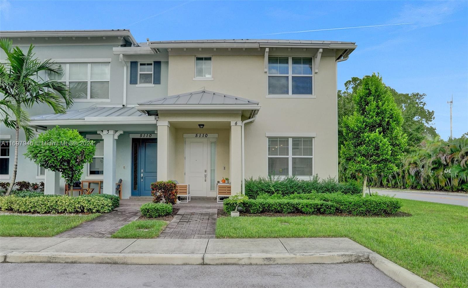 5110 Eucalyptus Dr 4, Hollywood, Broward County, Florida - 3 Bedrooms  
3 Bathrooms - 