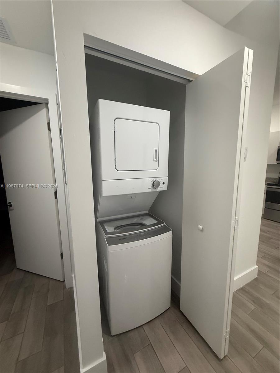 HIALEAH 13TH ADDN AMD PL - Residential Lease