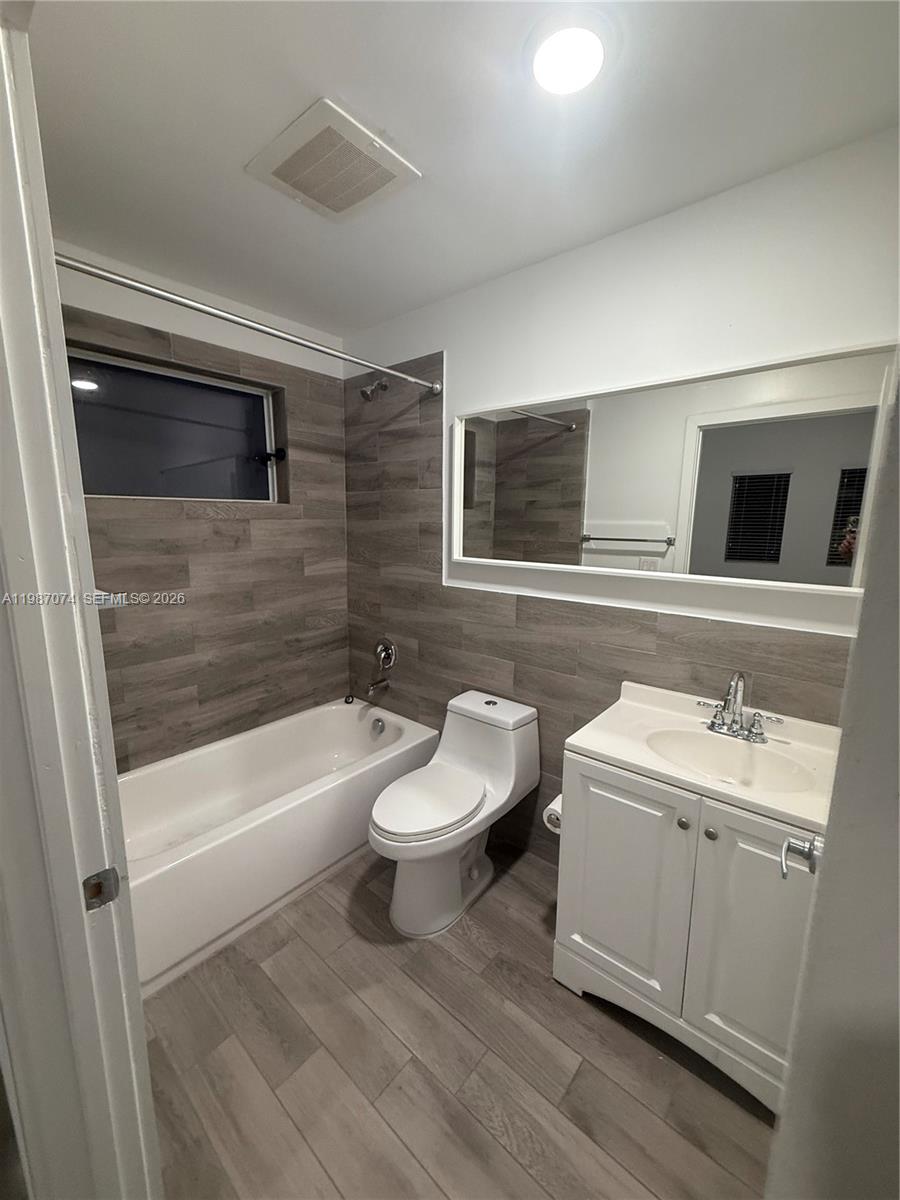 HIALEAH 13TH ADDN AMD PL - Residential Lease