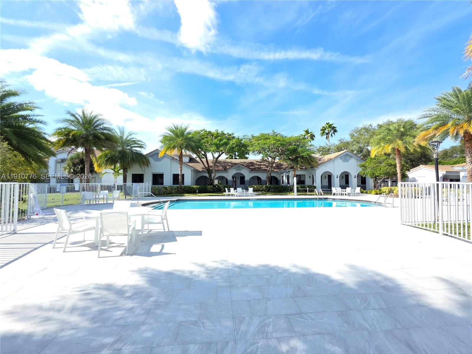 ROYAL GRAND CONDO - Residential