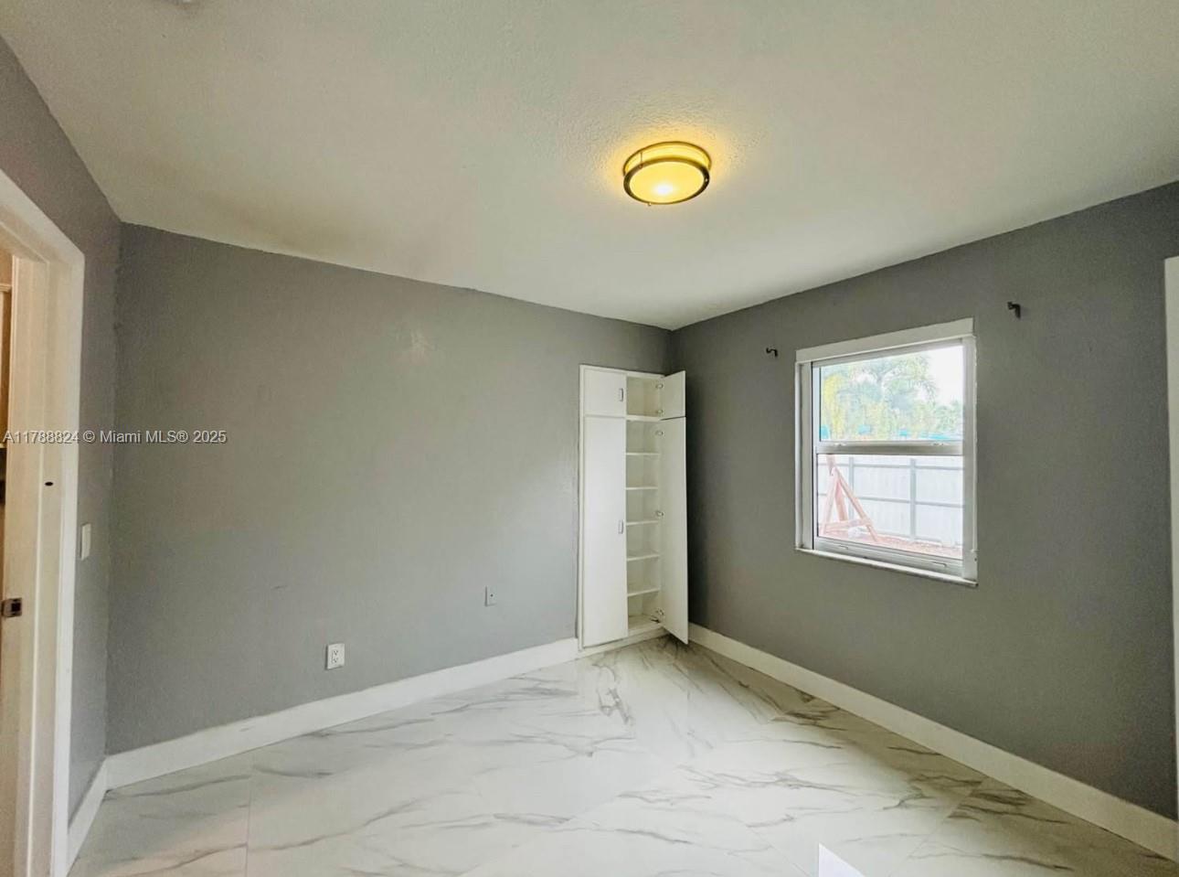 Rental Property at 11001 Sw 56th St 1, Miami, Broward County, Florida - Bedrooms: 1 
Bathrooms: 1  - $1,500 MO.