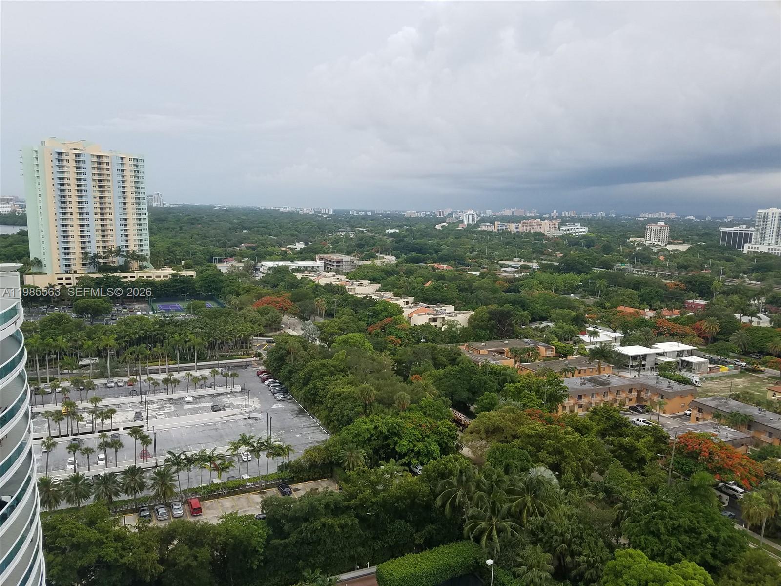 SKYLINE ON BRICKELL CONDO - Residential
