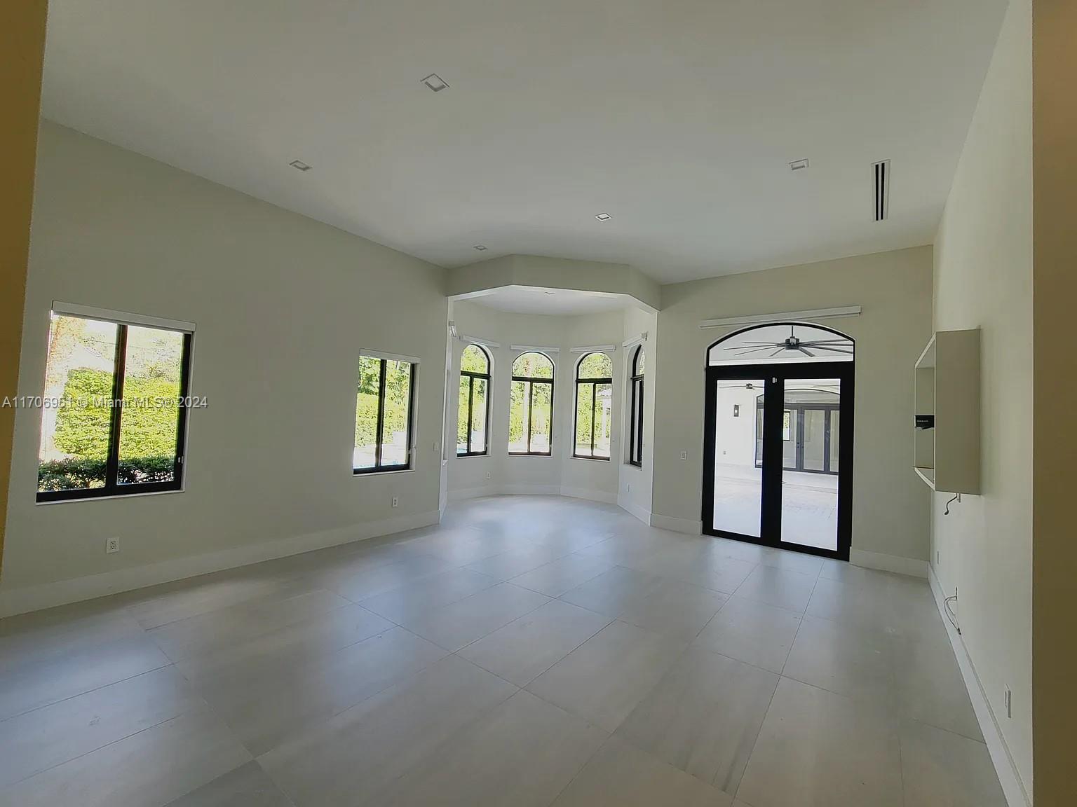 RIDGEWOOD SUB - Residential