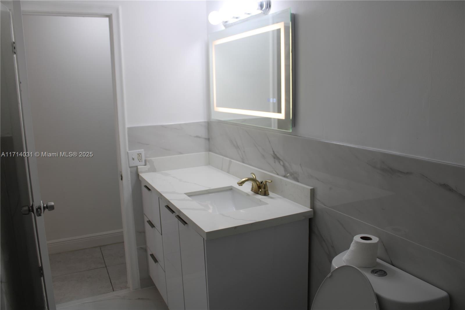 PARK PLAZA - Residential