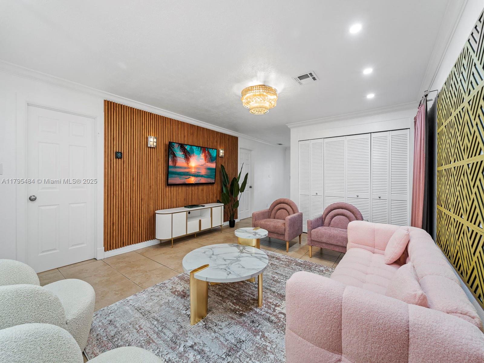 CORAL RIDGE ISLES - Residential Lease