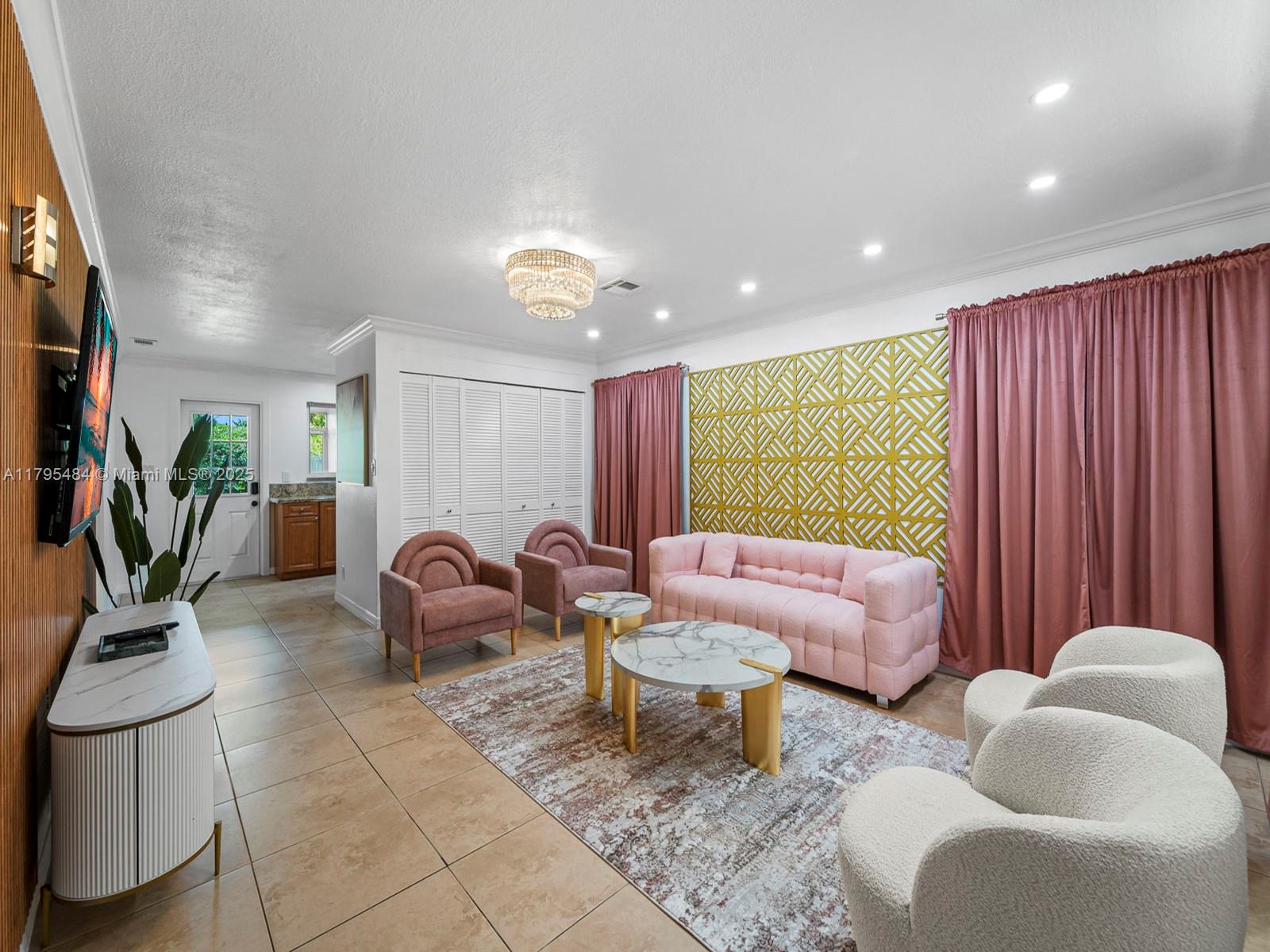 CORAL RIDGE ISLES - Residential Lease