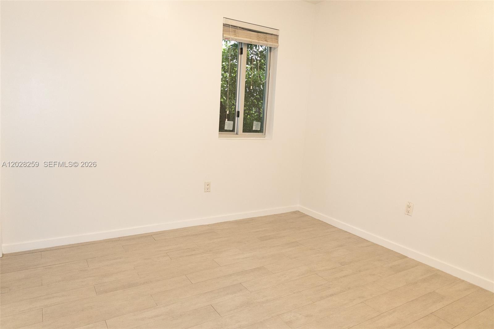 1601 Meridian Ave 104