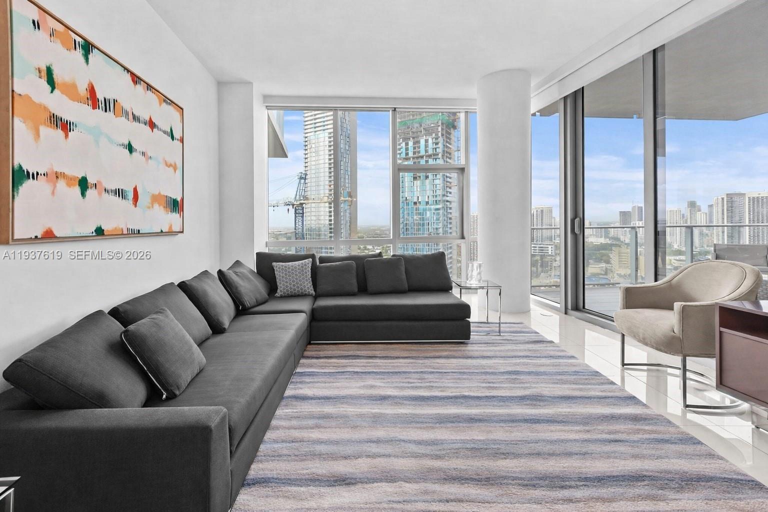 851 NE 1st Avenue 2601