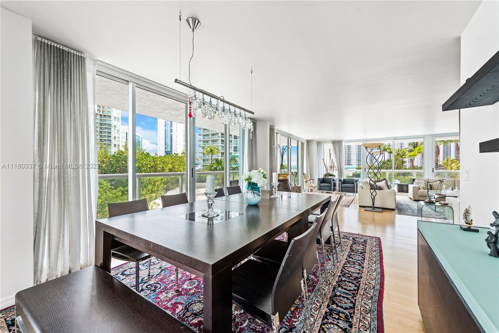 OCEANIA V CONDO - Residential