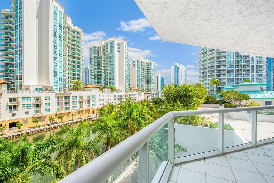 The luxury apartment offers a fantastic view of Sunny Isles, the Marina, and the pool. A spacious open living concept with hardwood flooring. This apartment can be converted into a 3 bed. Known to be the best line( corner unit):2,200 SF interior corner with 700 SF wrap-around terrace. Oceania Island in Sunny Isles Beach. OceaniaV is part of the community with the beach, access,2 tennis courts, boat dock available at the Marina for rent or for sale, heated pool, 2 restaurants/bar & beach service with attendant, indoor racketball & basketball...spa facility w/sauna & hammam with a state-of-the-art gym.
1 Parking space + valet +storage .