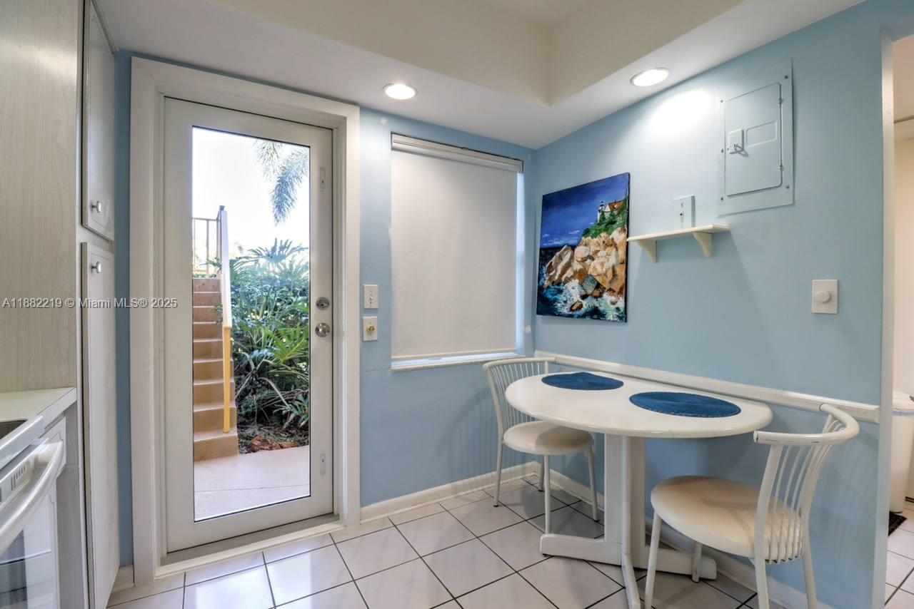 IRVINGTON GARDENS CONDO - Residential