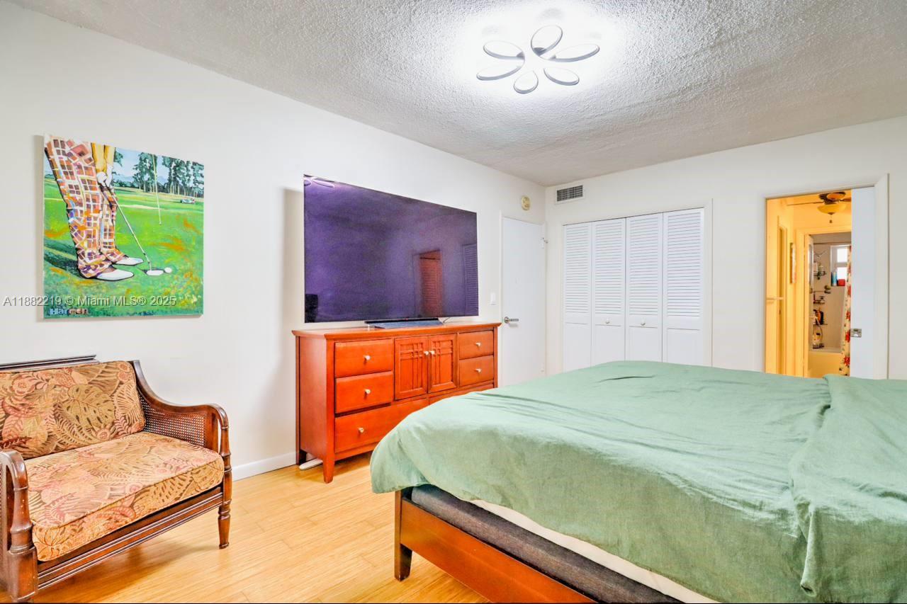 IRVINGTON GARDENS CONDO - Residential