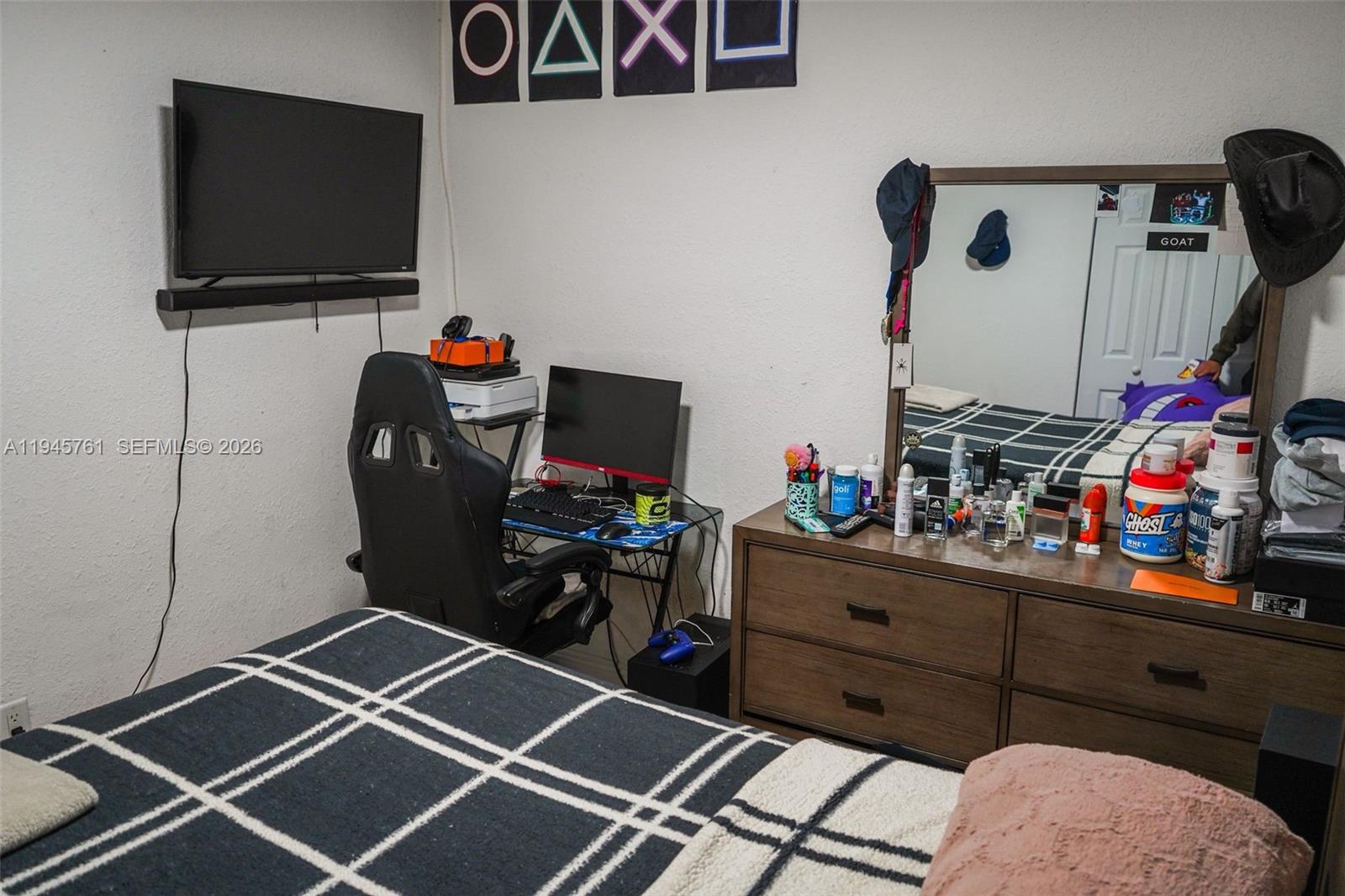 SEL-CLAR MANORS - Residential