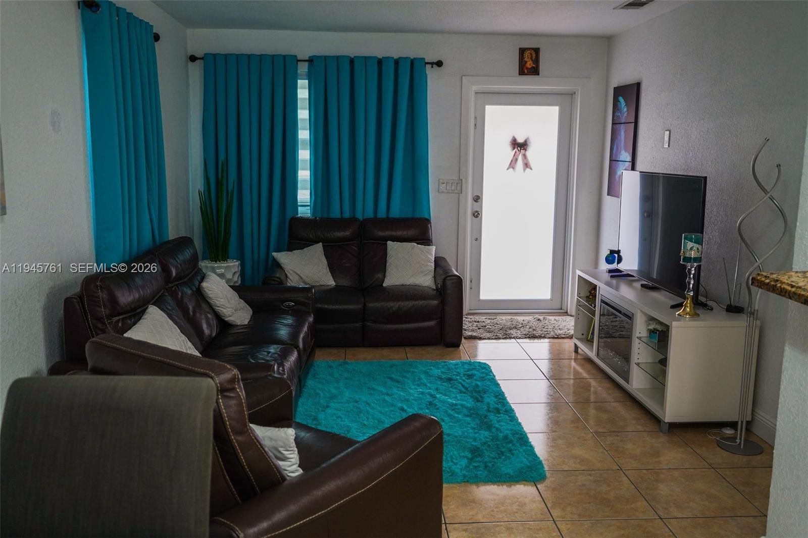 SEL-CLAR MANORS - Residential