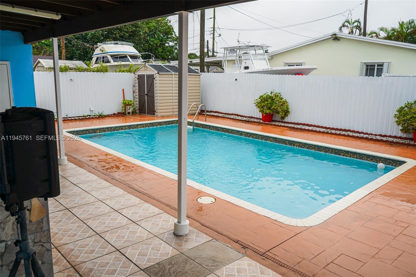 SEL-CLAR MANORS - Residential