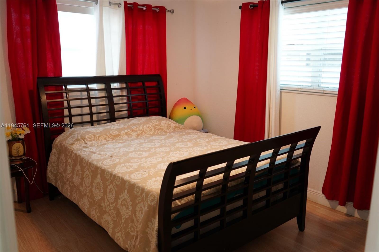 SEL-CLAR MANORS - Residential