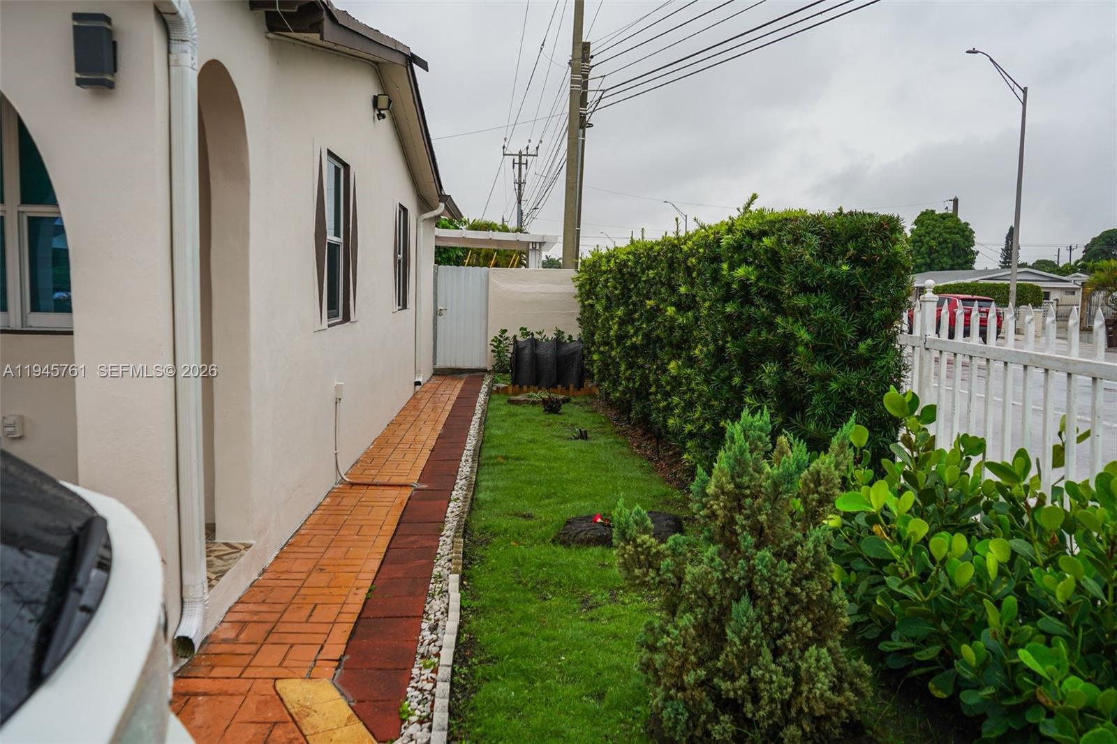 SEL-CLAR MANORS - Residential