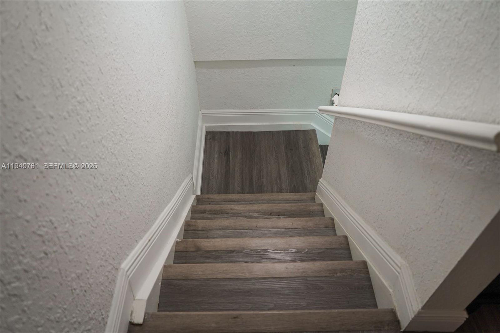 SEL-CLAR MANORS - Residential