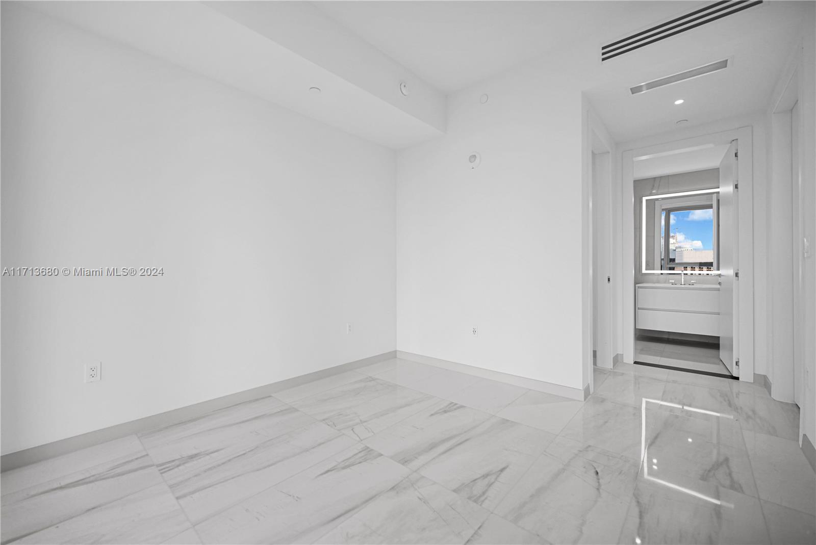 Aston Martin Residences - Residential