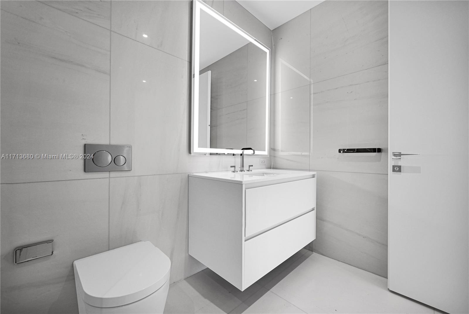 Aston Martin Residences - Residential