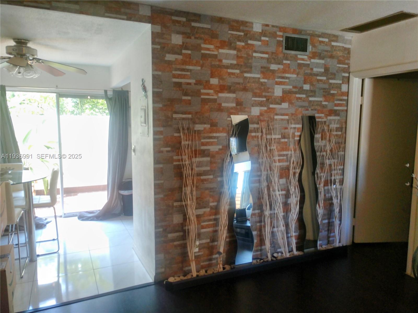 PARK PLACE CONDO - Residential Lease