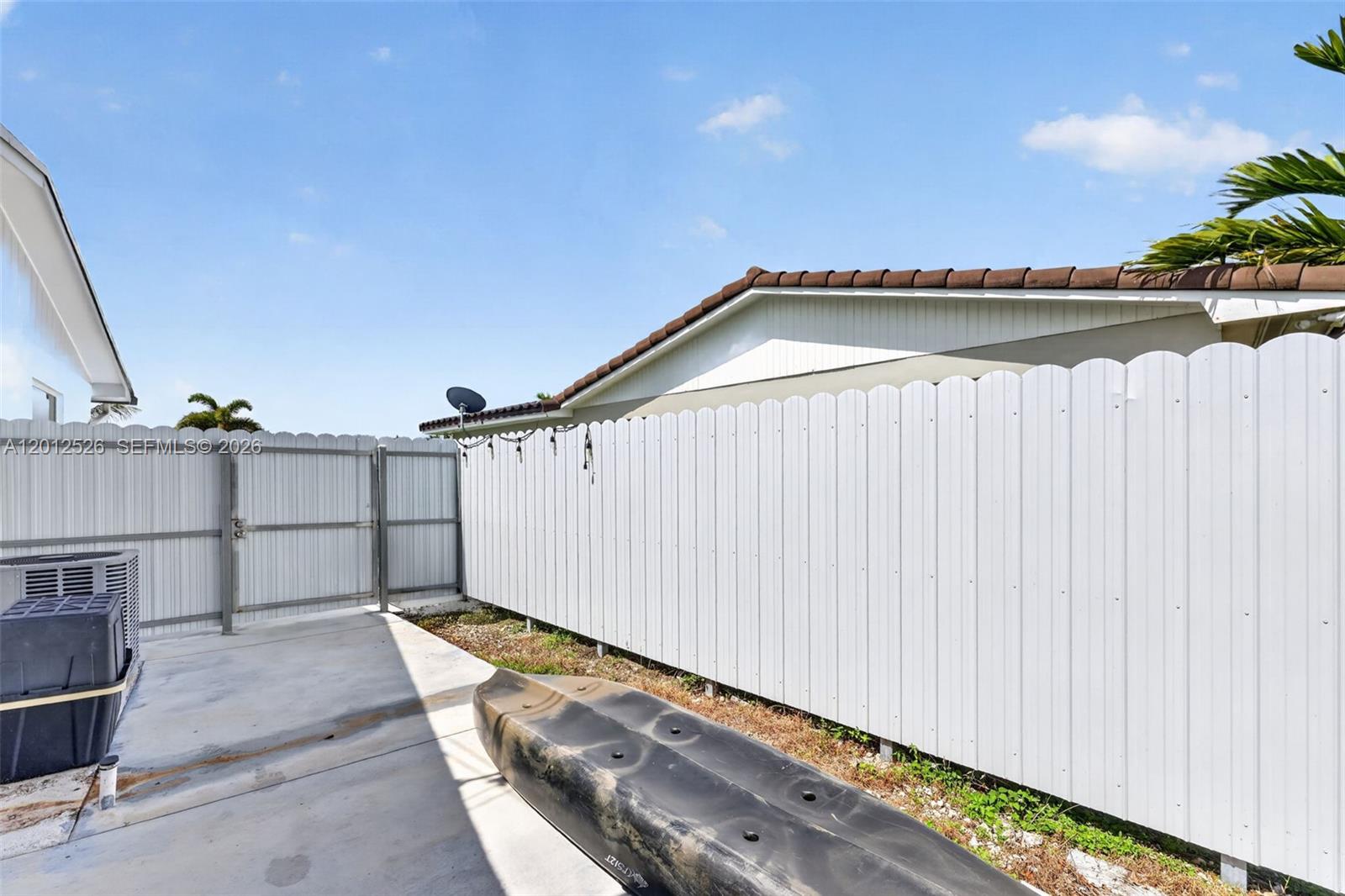 KENDALE LAKES SEC EIGHT - Residential