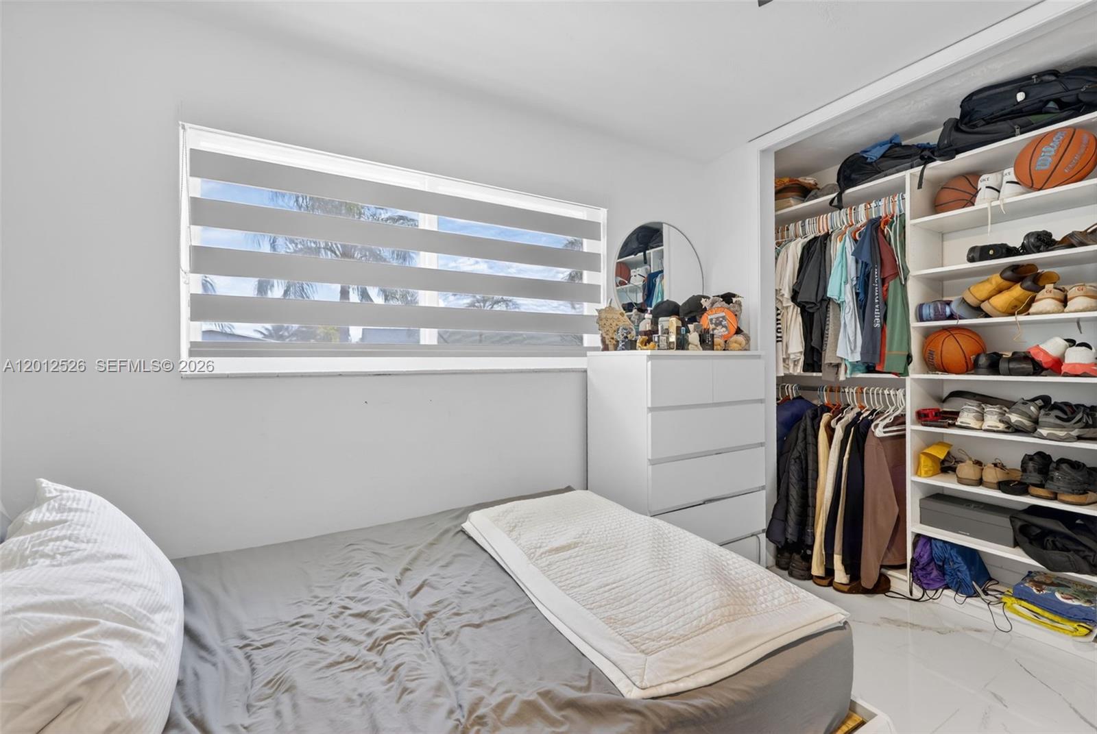 KENDALE LAKES SEC EIGHT - Residential