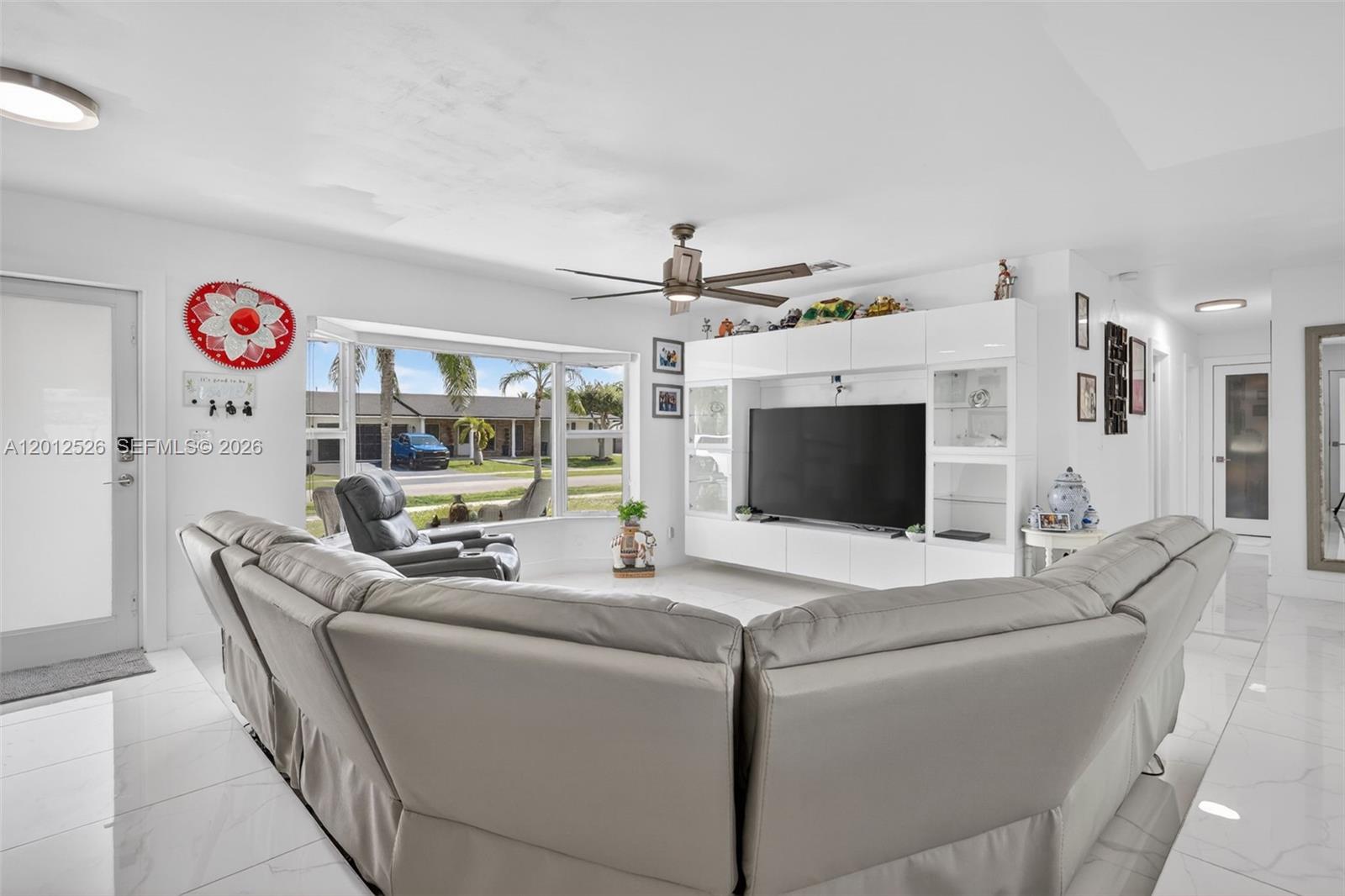 KENDALE LAKES SEC EIGHT - Residential