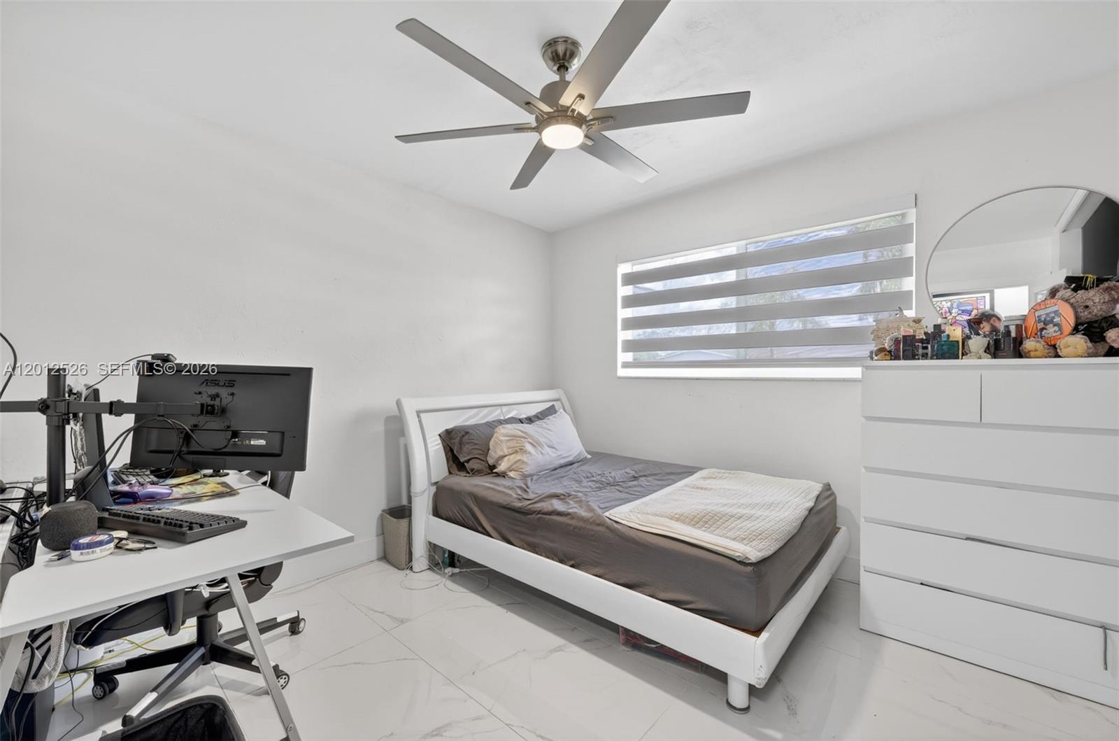 KENDALE LAKES SEC EIGHT - Residential