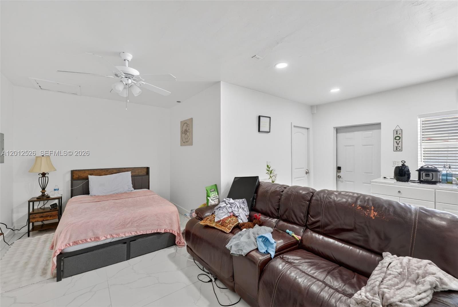 KENDALE LAKES SEC EIGHT - Residential
