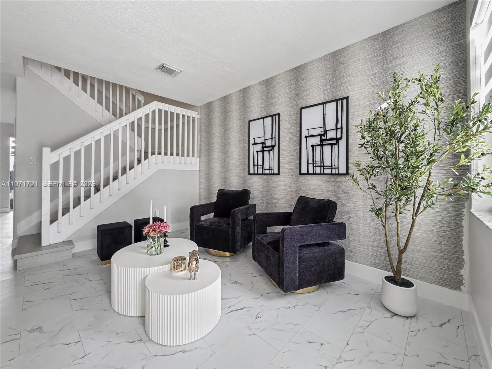 ISLANDS AT DORAL 1ST ADDN - Residential