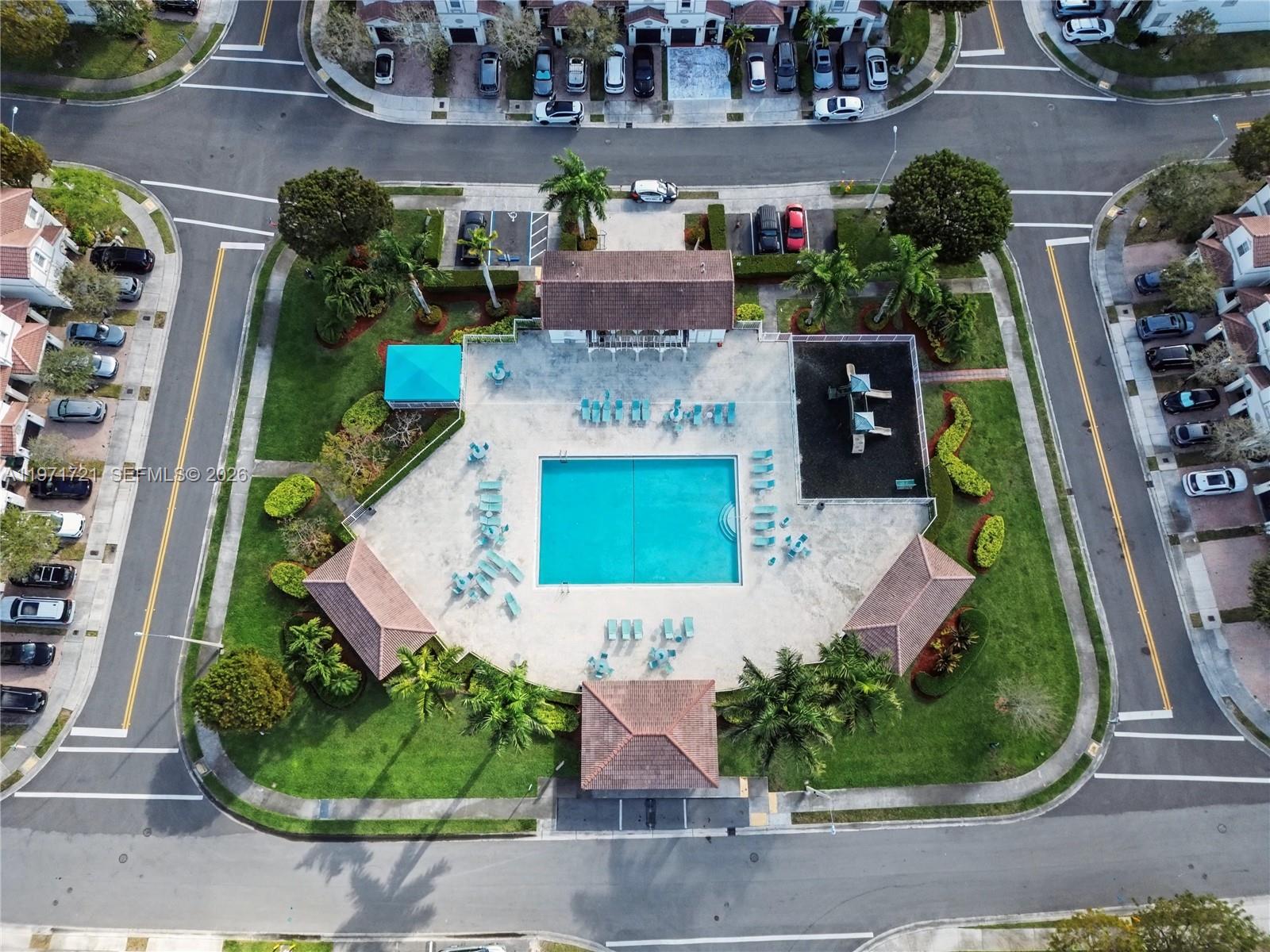 ISLANDS AT DORAL 1ST ADDN - Residential