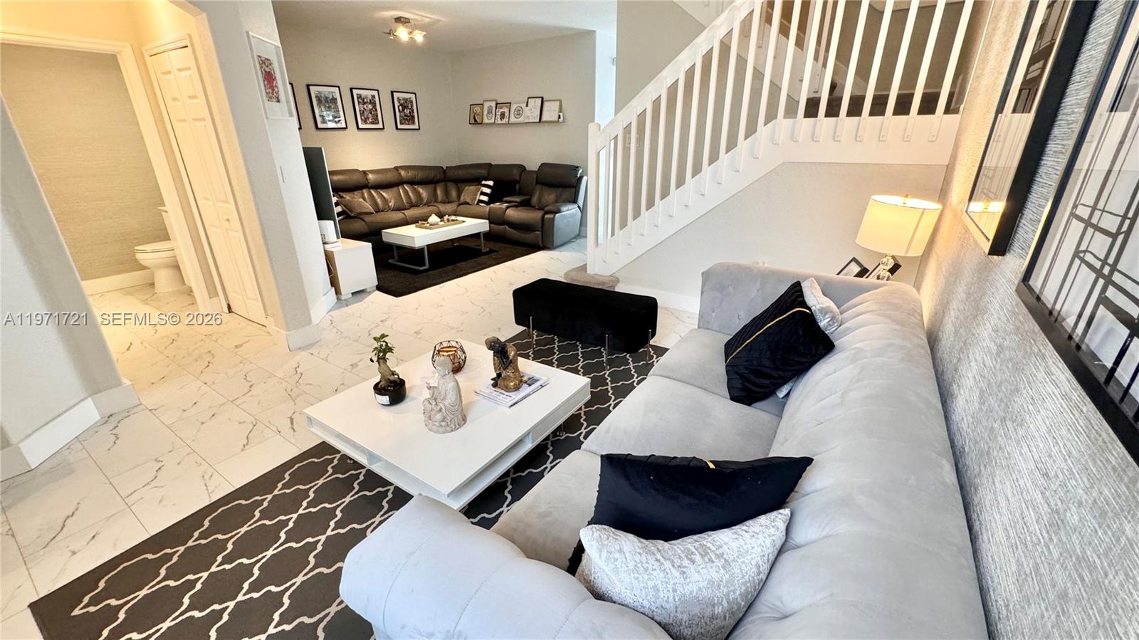 ISLANDS AT DORAL 1ST ADDN - Residential