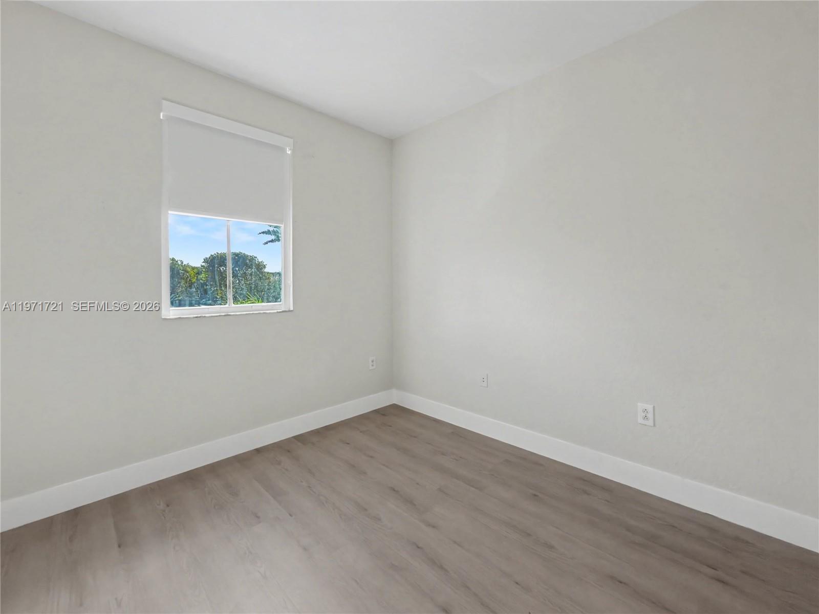 ISLANDS AT DORAL 1ST ADDN - Residential