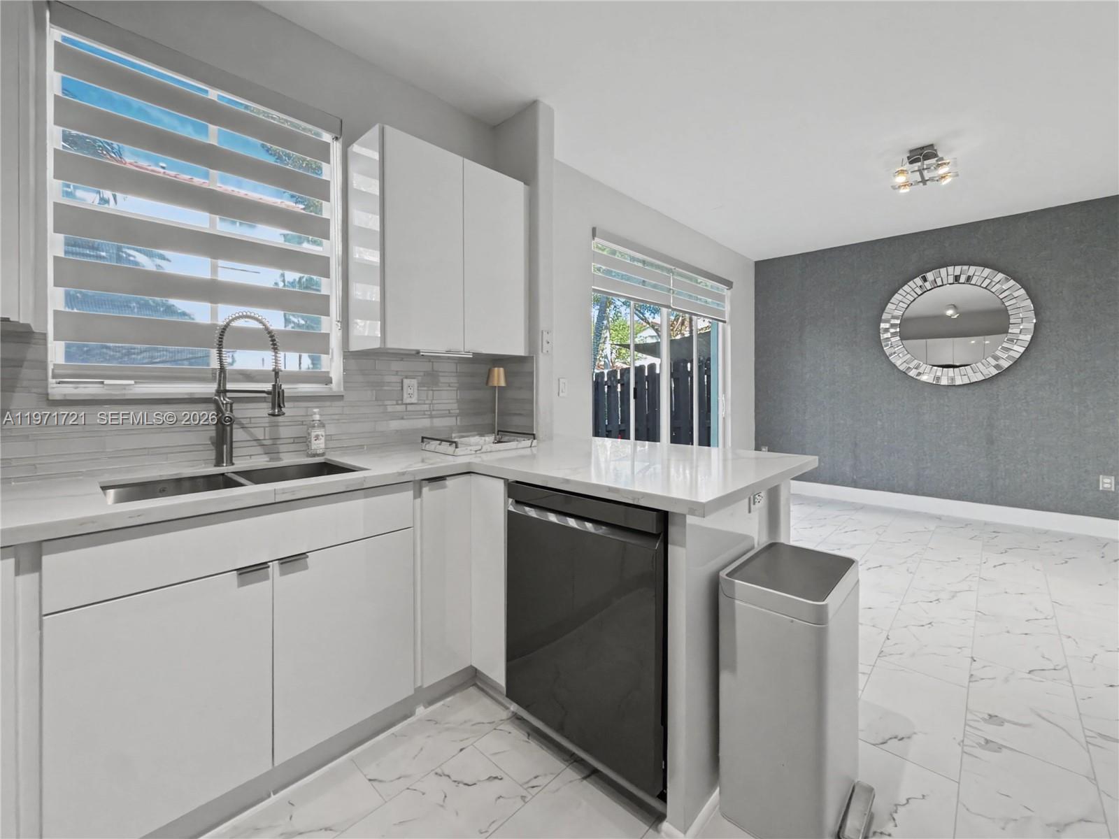 ISLANDS AT DORAL 1ST ADDN - Residential