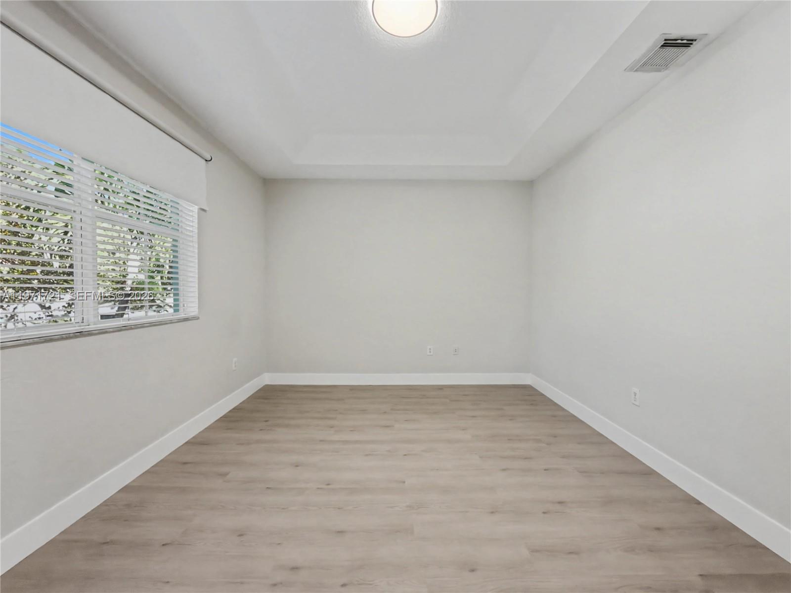 ISLANDS AT DORAL 1ST ADDN - Residential