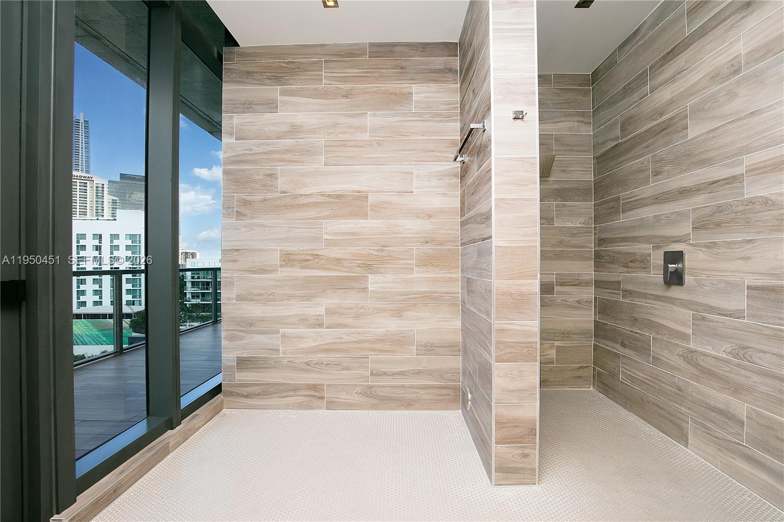 CASSA BRICKELL CONDO - Residential