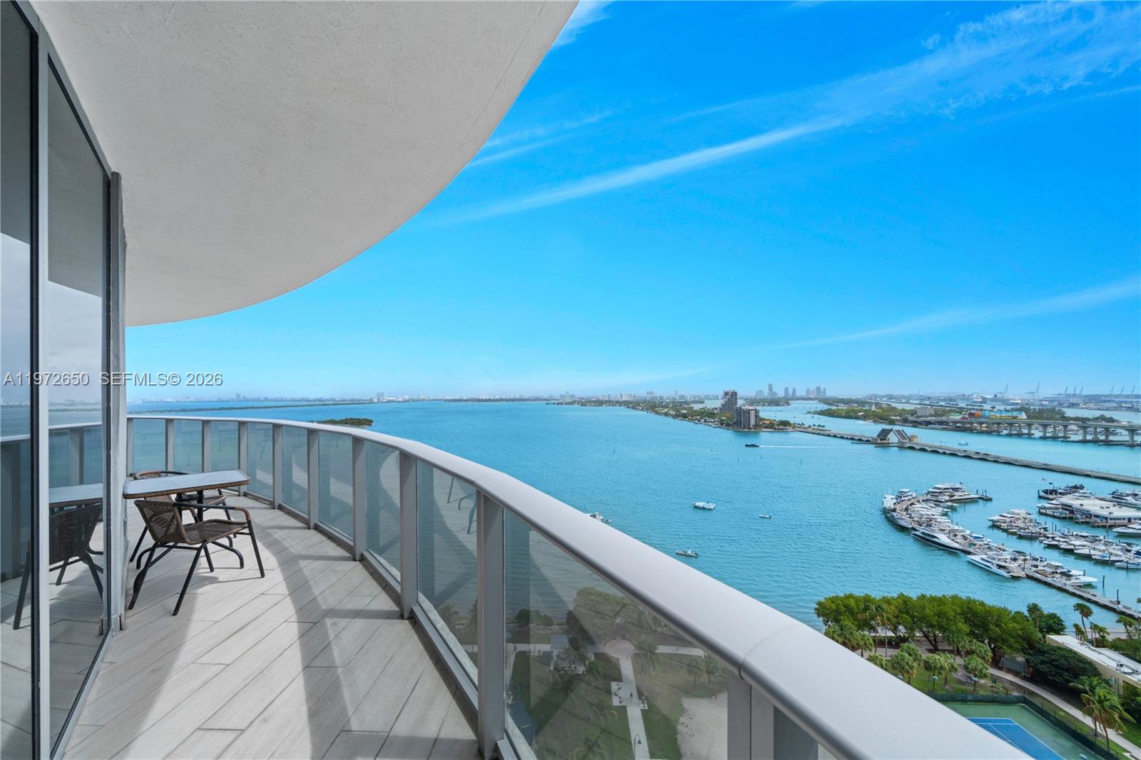 ARIA ON THE BAY CONDO - Residential