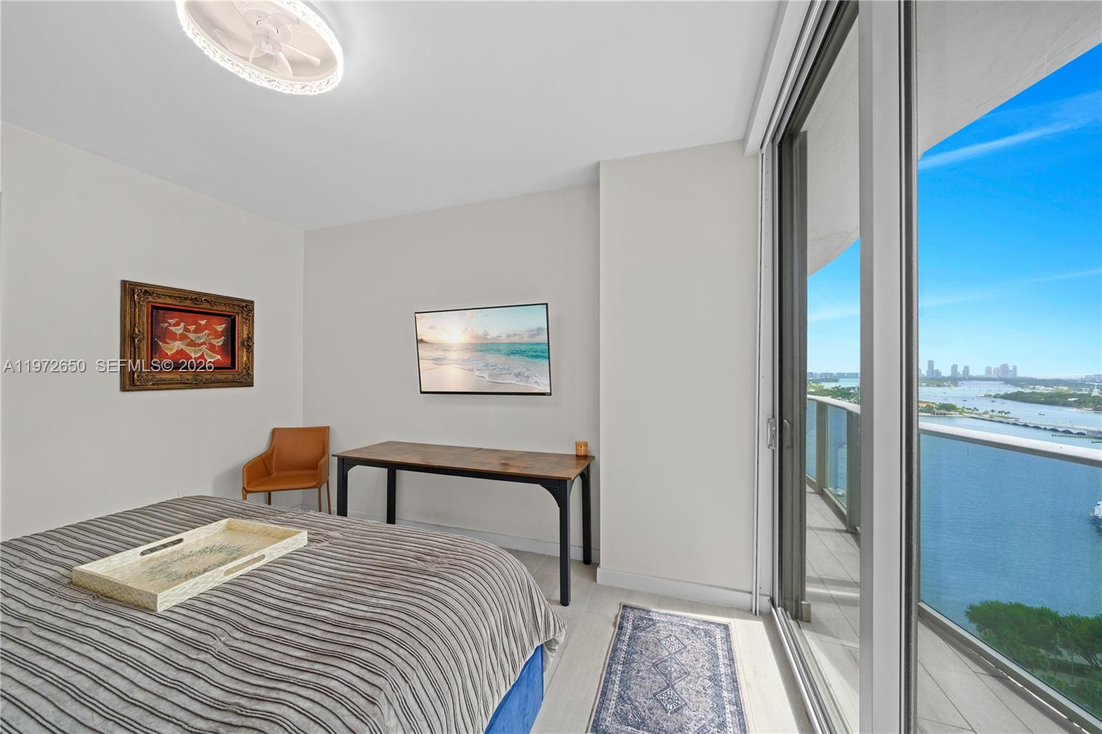 ARIA ON THE BAY CONDO - Residential