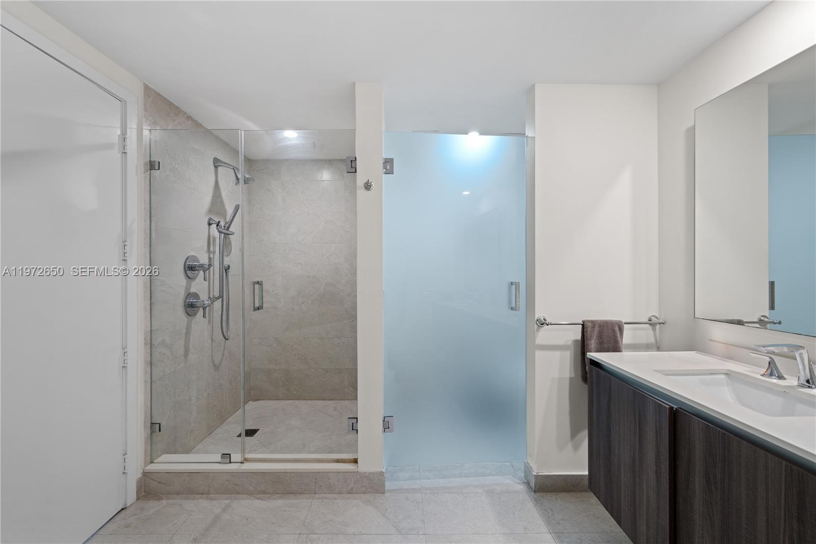 ARIA ON THE BAY CONDO - Residential