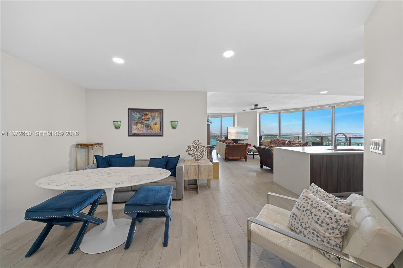 ARIA ON THE BAY CONDO - Residential