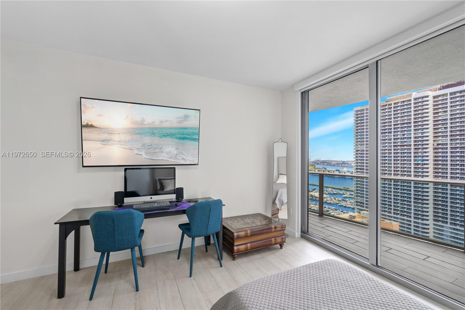 ARIA ON THE BAY CONDO - Residential
