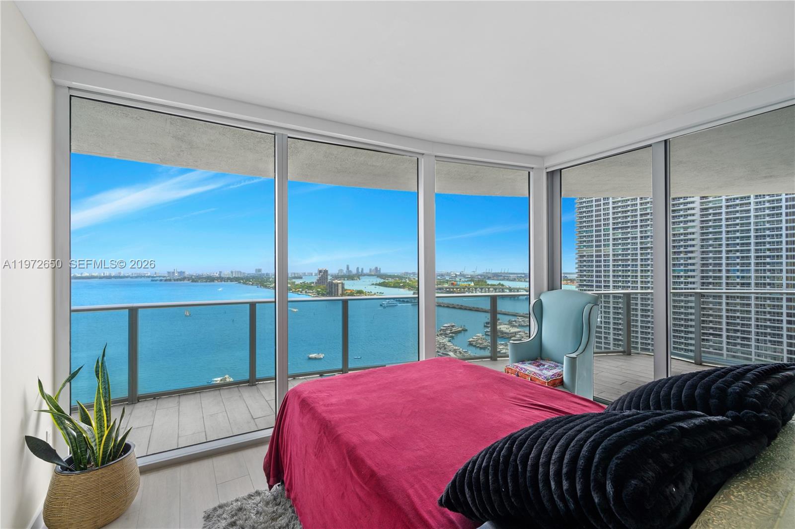 ARIA ON THE BAY CONDO - Residential