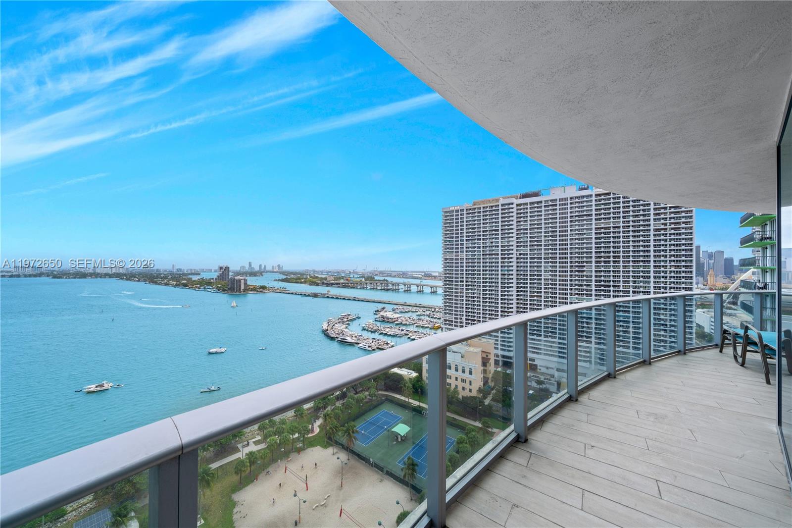 ARIA ON THE BAY CONDO - Residential