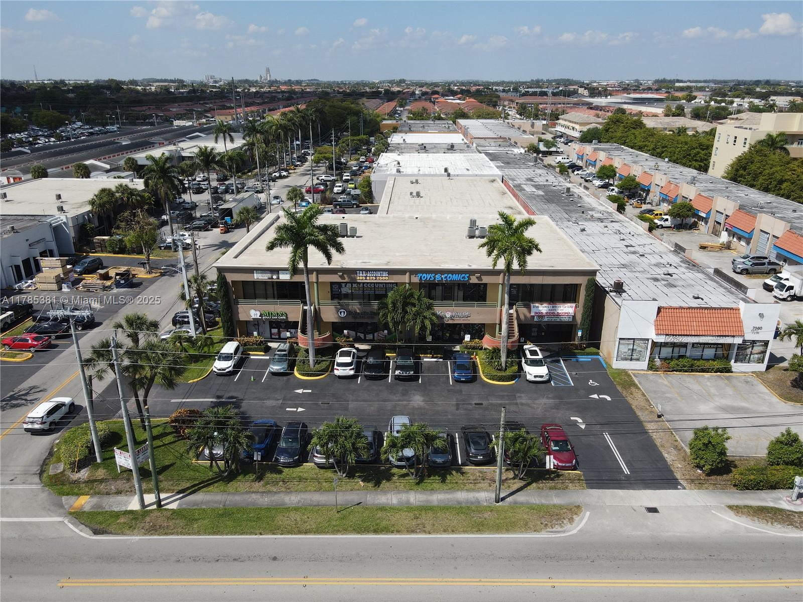 Prime investment opportunity in Hialeah with direct Palmetto Expressway frontage. This office and warehouse property offers excellent opportunity in one of South Florida’s most sought-after commercial and industrial markets.
price reduced 5% cap