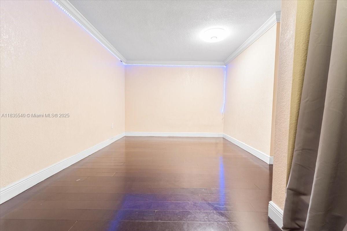 PALM-EAST GARDENS CONDO - Residential