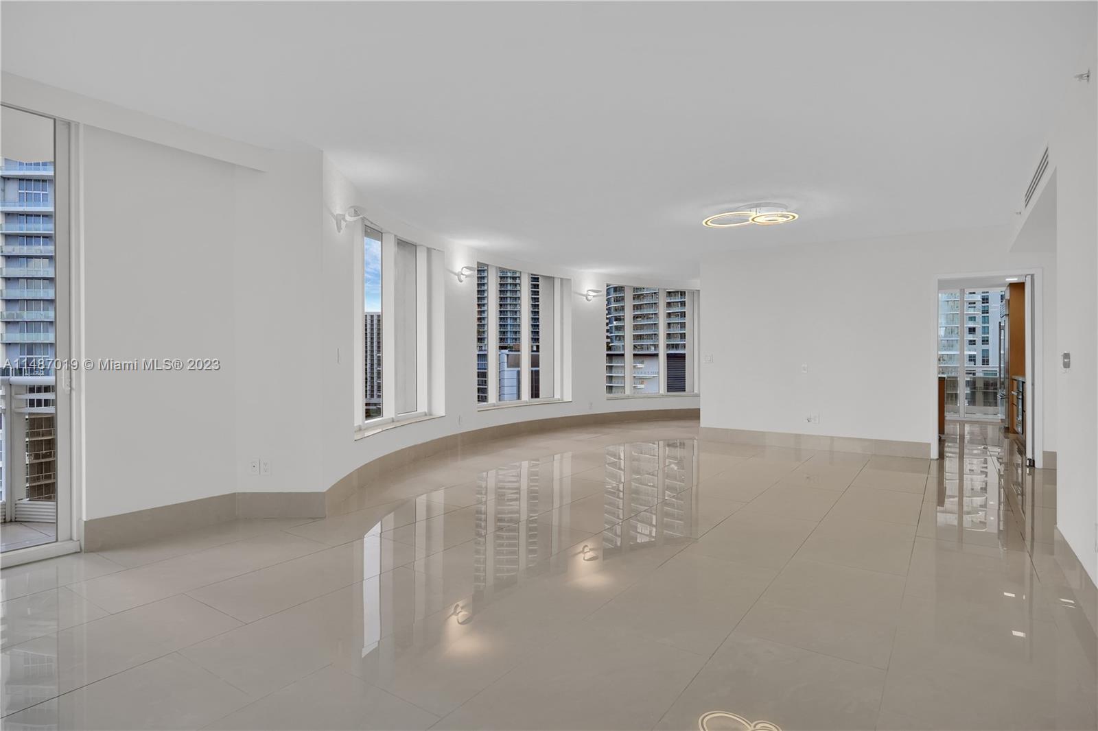 CARBONELL CONDO - Residential Lease