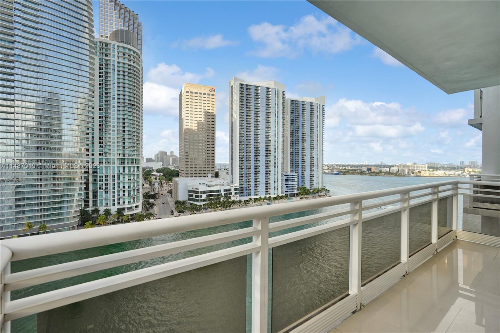 CARBONELL CONDO - Residential Lease