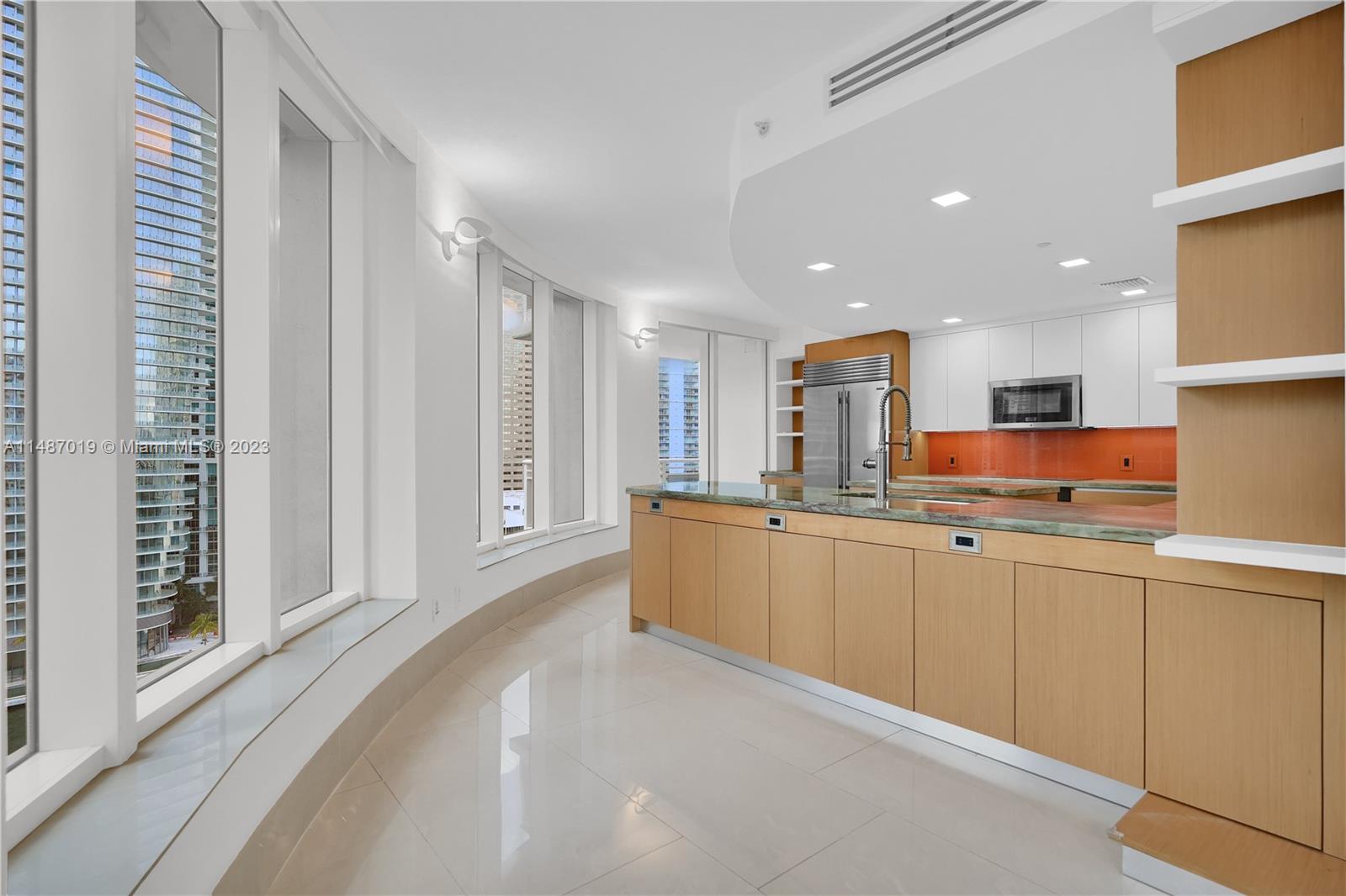 CARBONELL CONDO - Residential Lease